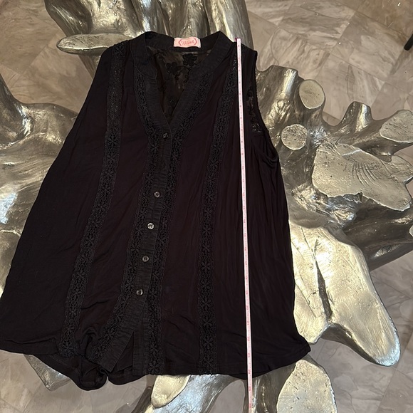 Blush Brand Button down dress tank top. Size medium - Picture 9 of 9